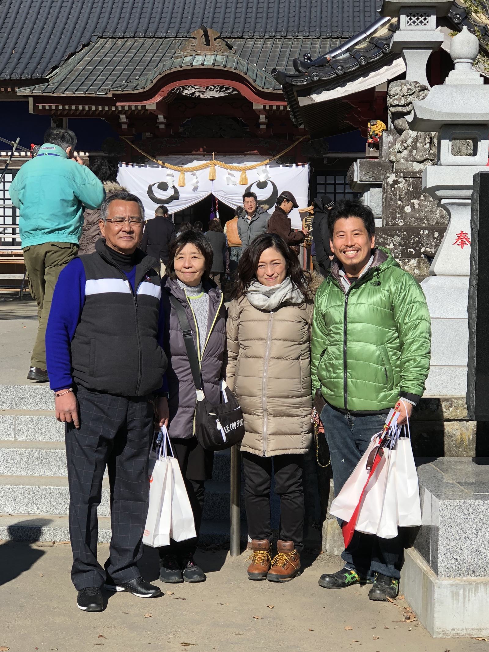 地域の神社にて